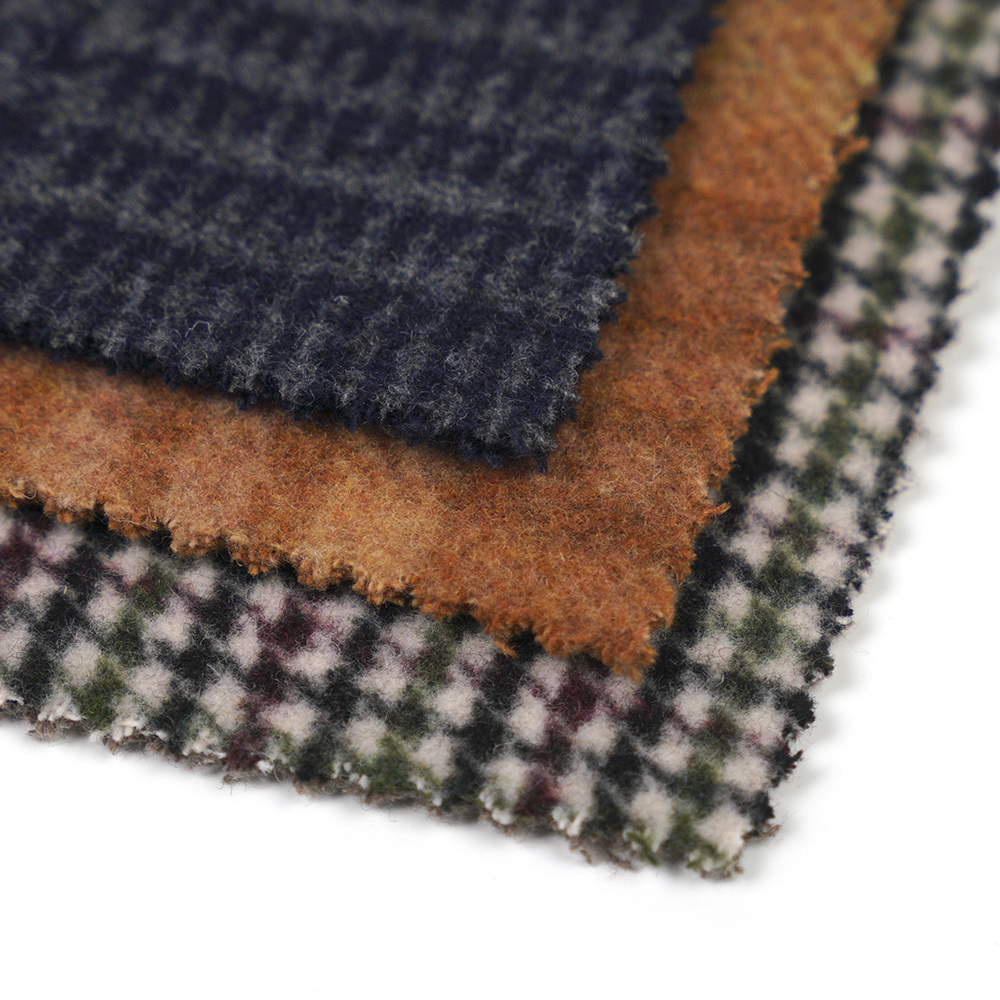 50% lã, 40% poliéster, 10% outras fibras, 860g/m, xadrez marrom e amarelo, tecido de veludo, ML-062142104