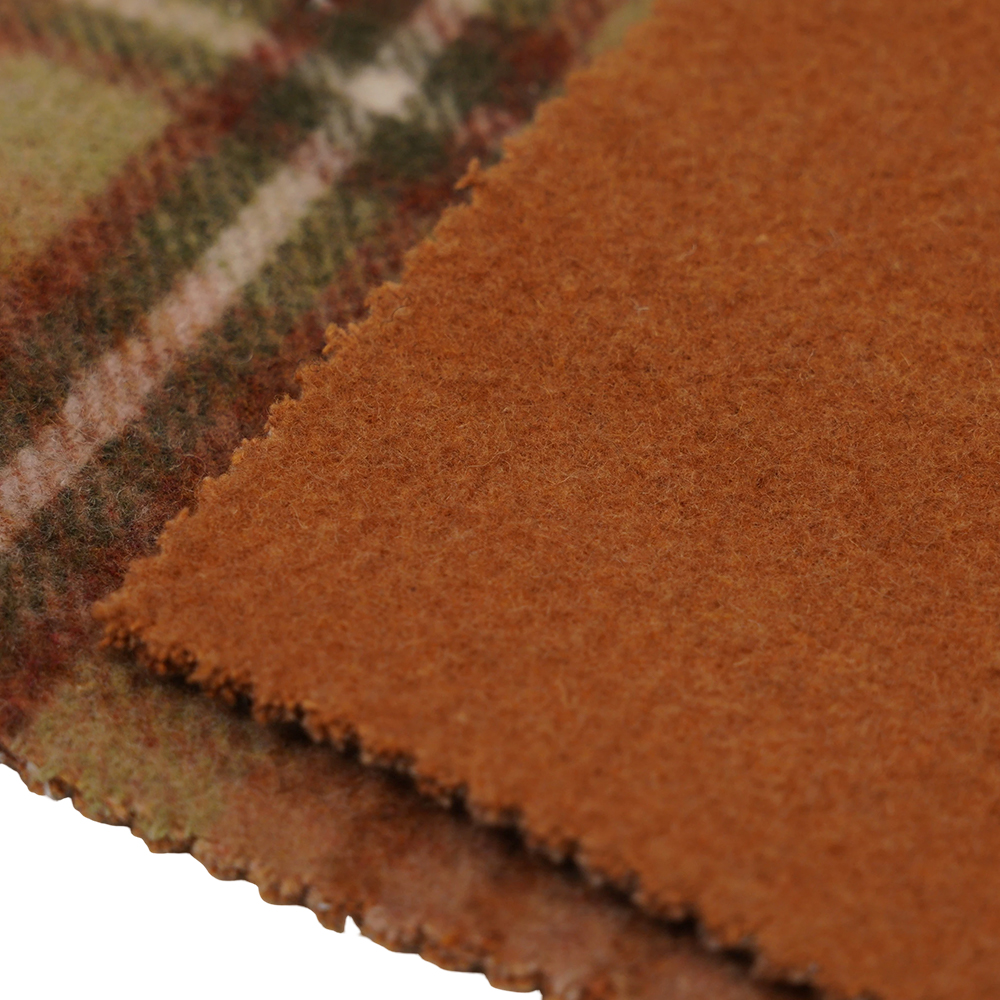 50% lã, 40% poliéster, 10% outras fibras, 860g/m, xadrez marrom e amarelo, tecido de veludo, ML-062142104